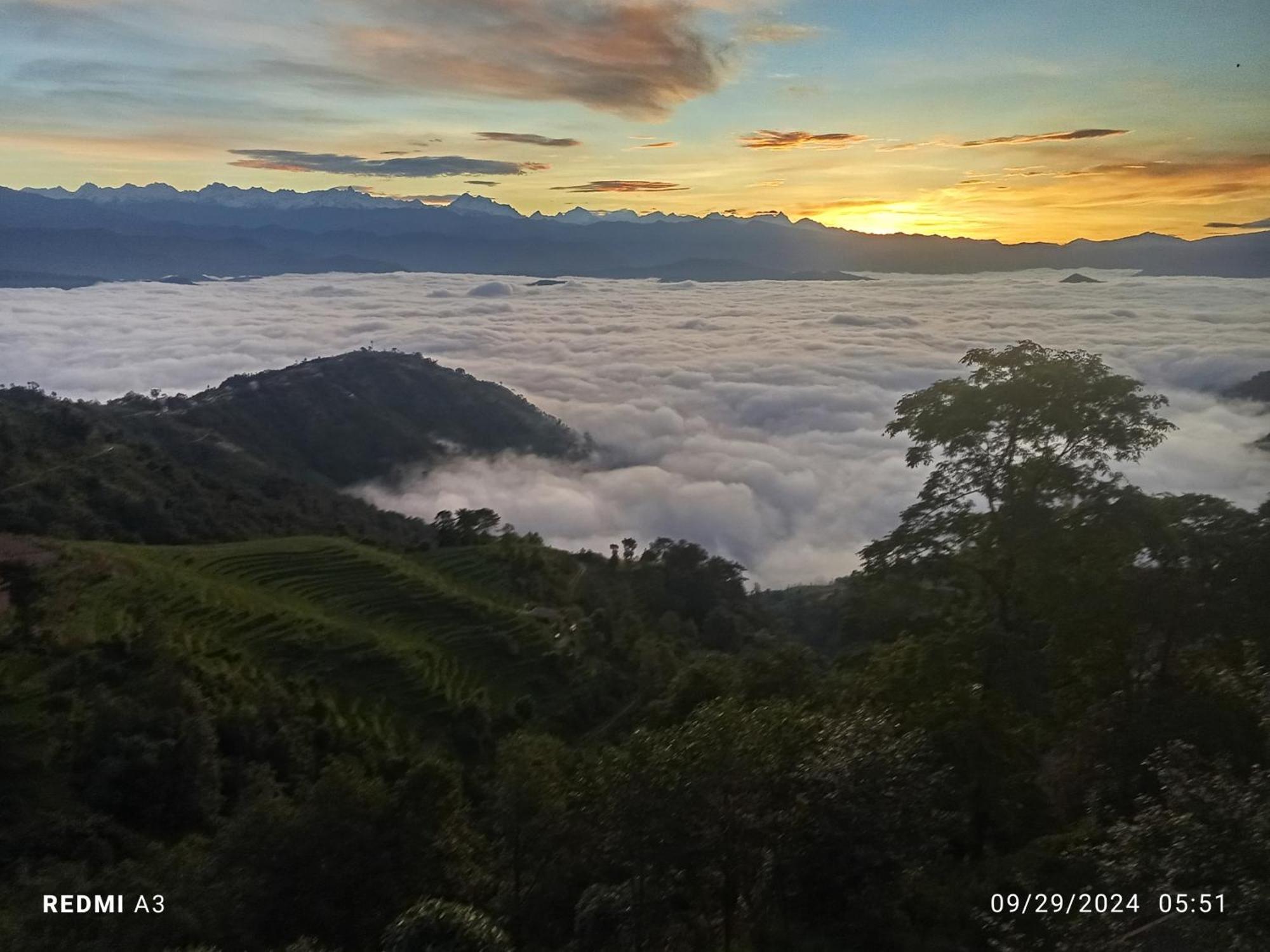 Unique Point Home Stay Nagarkot Kültér fotó